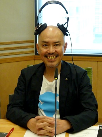 http://www.joqr.co.jp/ana/Nakajima_20150704_03v_headphone_360x480.jpg