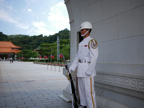 台湾・衛兵①.jpg