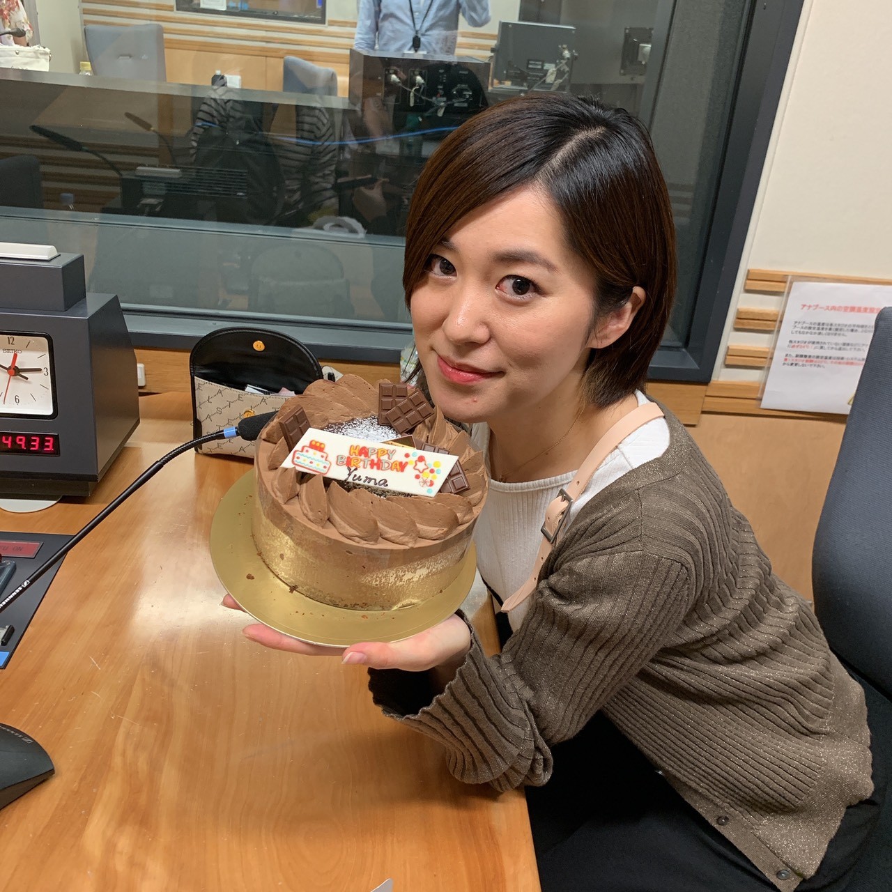 由真と愛190701①ケーキ.jpg