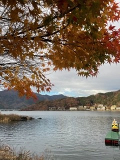 晩秋の河口湖