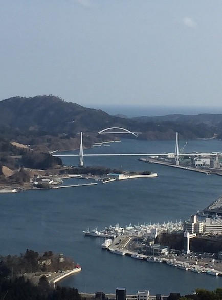 安波山より希望の橋