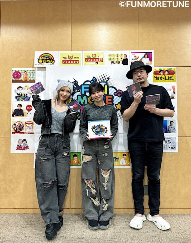 アラフォー男の異世界通販　ミャレー役富田美憂さんのサイン入りポストカード アラフォー男の異世界通販 ミャレー役富田美憂さんのサイン入り