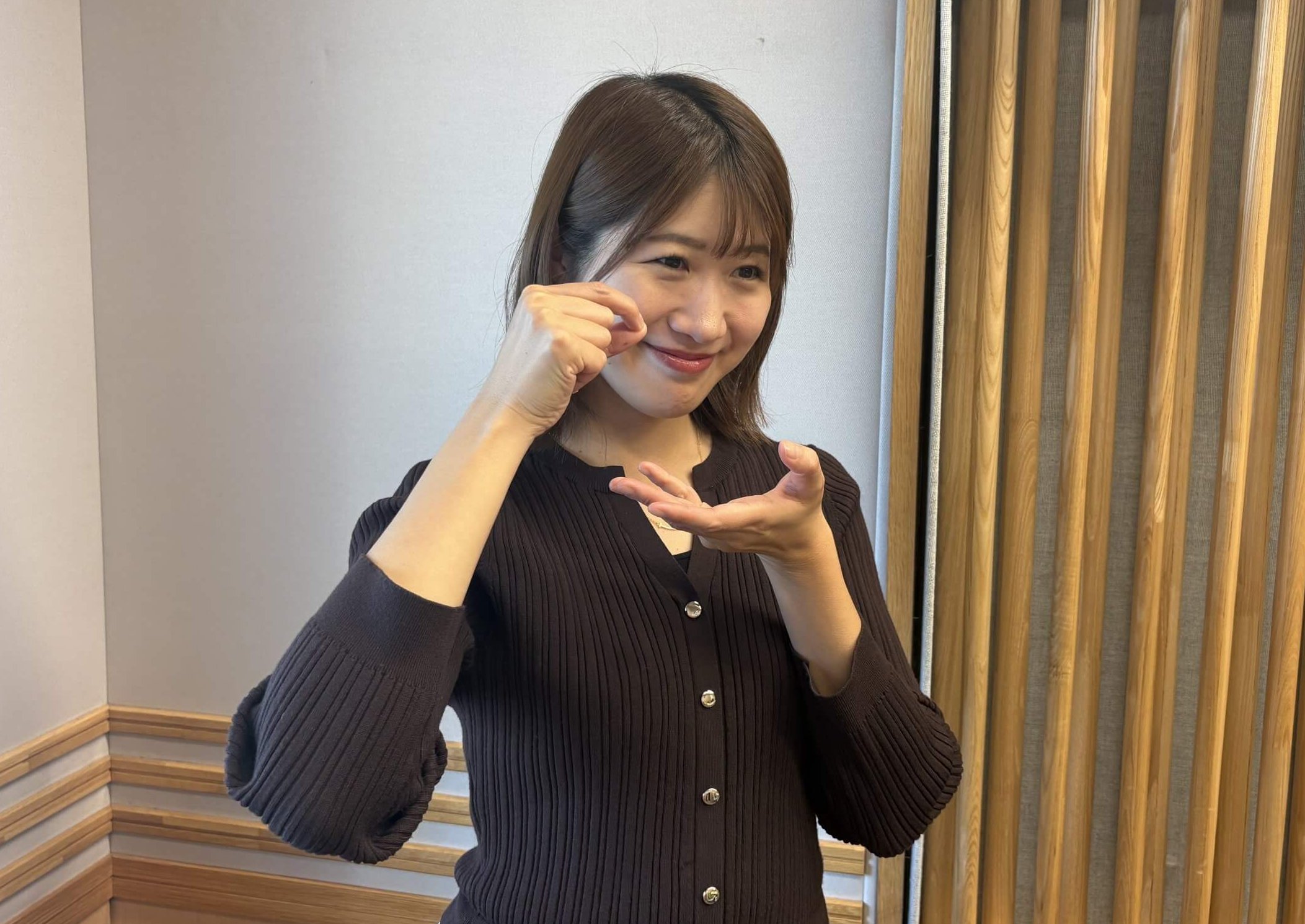 朝のコーヒーは誰と飲みたいですか？