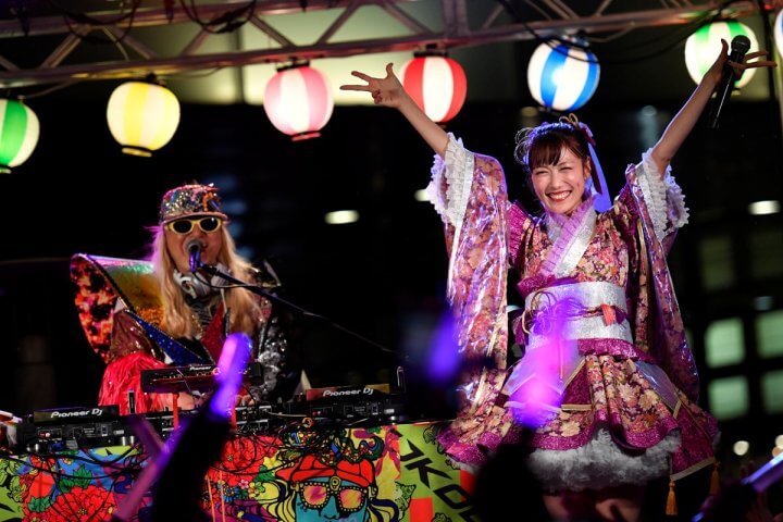 【イベントレポート】 浜松町の夏の風物詩 第17回ハマサイトの夏祭り DJ KOOによるリミックス盆踊り「EZ BON DANCE」 サンプラザ中野くん、新浜レオン、高城れにらのステージに5,000人が熱狂！