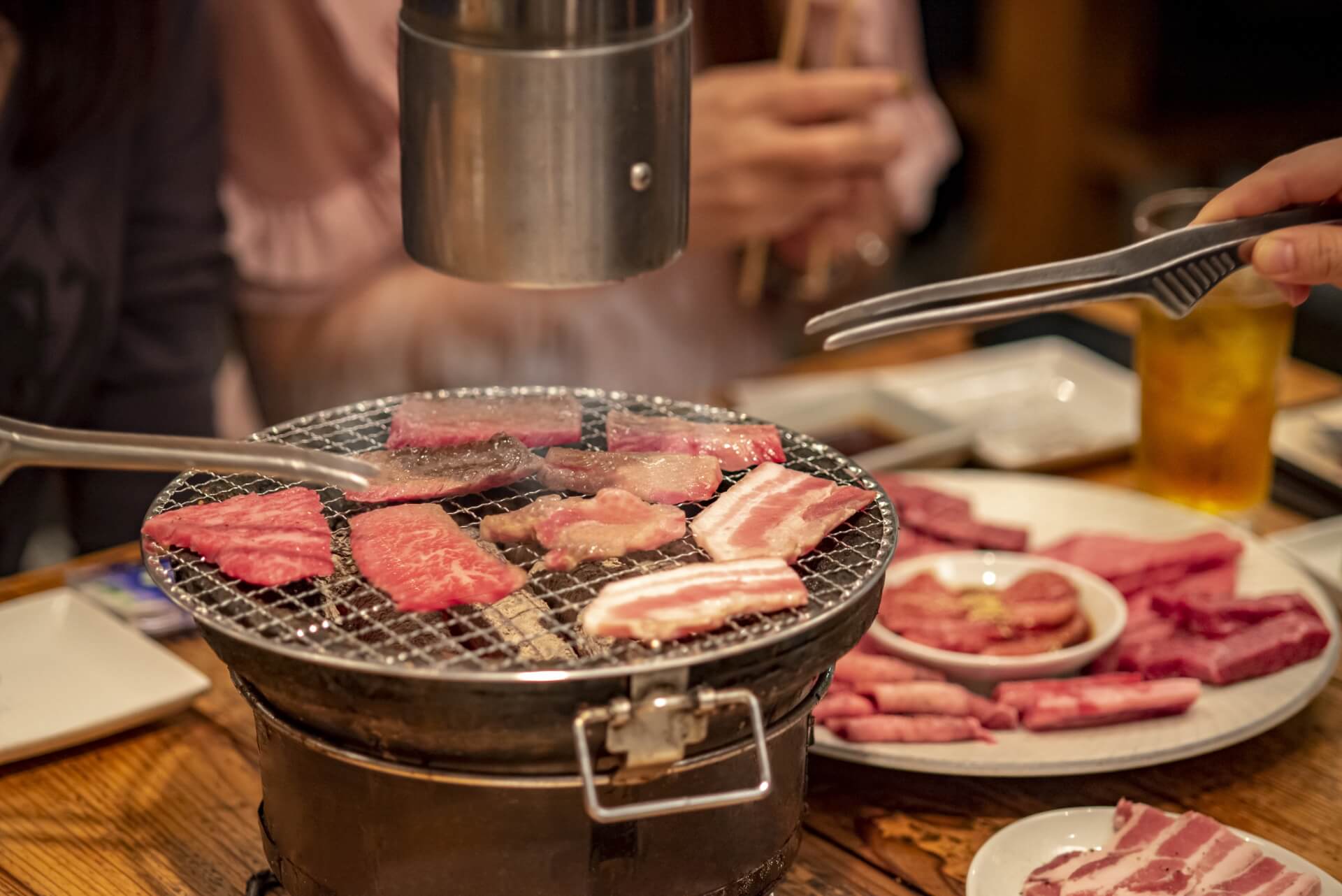 牛肉価格が高騰し焼肉店直撃　森永康平氏が指摘する隠れた一因とは