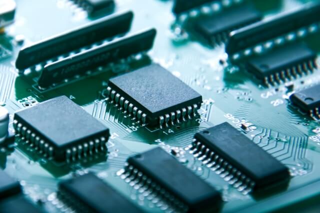 日経平均株価が6万円突破 最高値更新の背景はAI・半導体ブーム