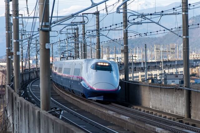 「これからの日本を象徴しているようなトラブルですよね」東北・上越・北陸新幹線の停電 原因は重りの破綻か