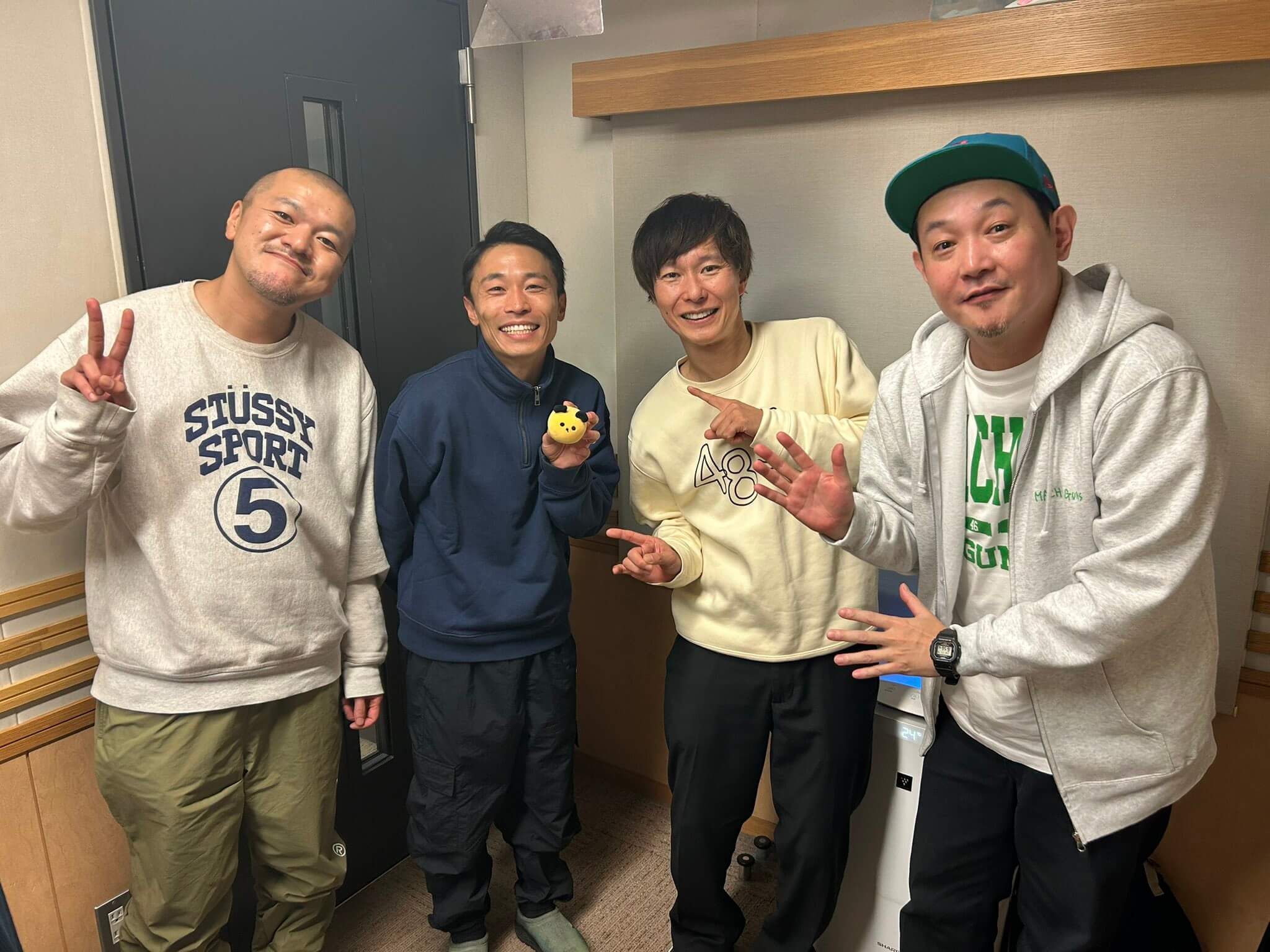 カミナリのアルバイト経験は「サンリオのAD」「ファミリーの魚屋」