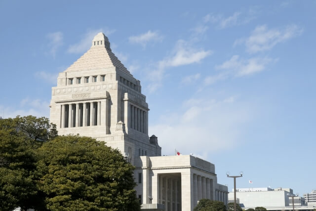 連立与党を自公立で組むという下心が見え見え？ 内閣不信任案に動けぬ立憲民主党