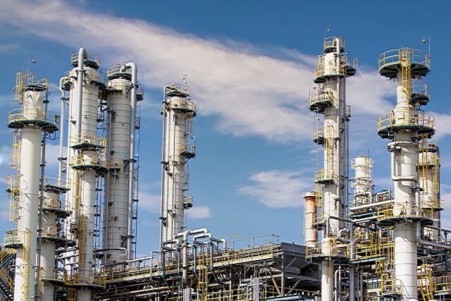 石油備蓄、過去最大の4億バレル協調放出　IEAが全会一致で合意