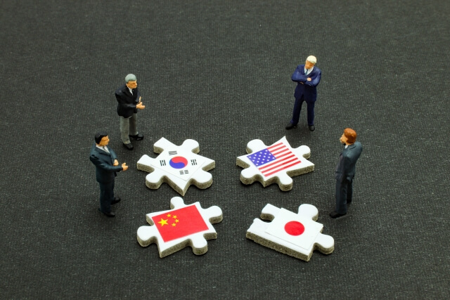 日韓、米中会談の結果を受け、戦略的な意思疎通を強化することで合意
