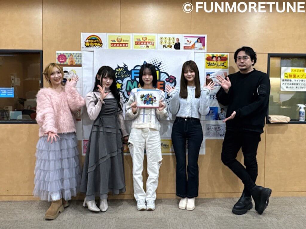 ＝LOVE イコラブ 野口衣織 直筆 恋人以上好き未満 イコラブ 野口衣織 恋人以上、好き未満 MV衣装 生写真 直筆 チュウ