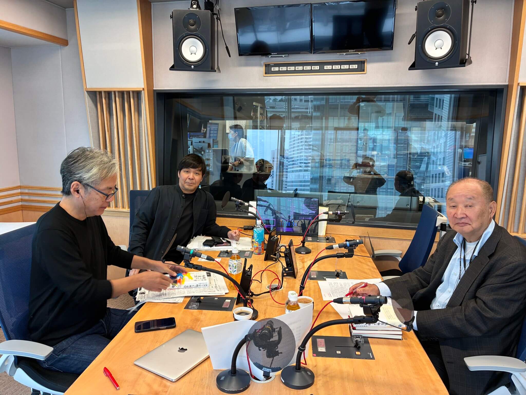 11/13（木）大竹さんお休みで久々に青木理さん＆金子勝さんペアで登場！