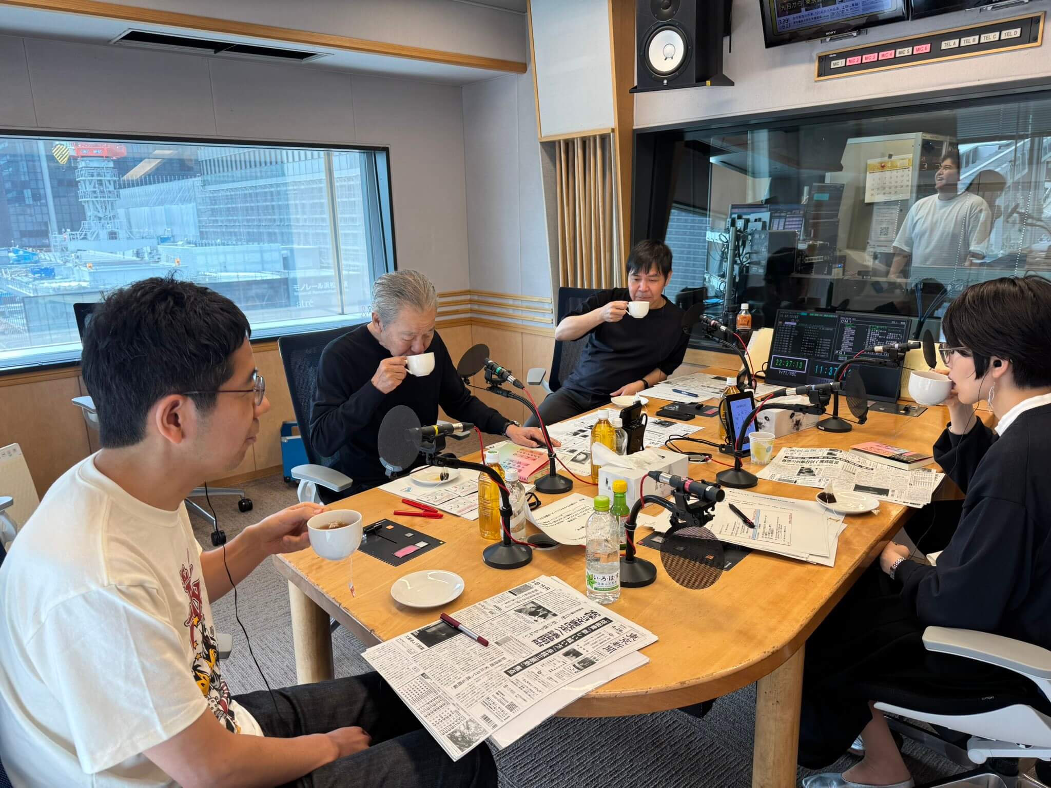 4/28（火）大竹さん主催！スタジオ内で紅茶の飲み比べ！？ゲストは社会学者の上野千鶴子さんでした！