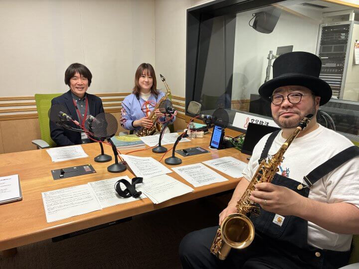 山田ルイ５３世　サックスのレッスンが本格始動！