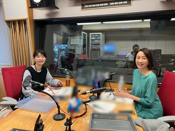 4/6（月）本日のゲストはジャーナリスト・角谷浩一さん、日経クロストレンド副編集長・平野亜矢さんでした！