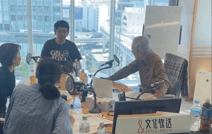 10/8(水)、生放送直前ギリギリでスタジオに入るのは、エンディングがわかりにくいラジマガのせい！？武田砂鉄さんを呼び出して直接クレーム！？