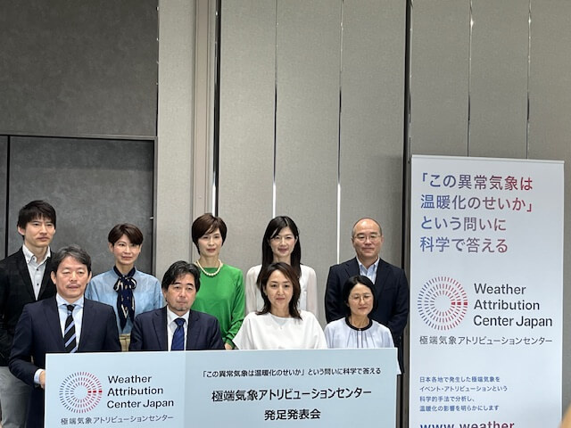 8日九州北部・四国は「梅雨入り」 沖縄は統計史上最速タイの「梅雨明け」発表。 8日九州北部・四国は「梅雨入り」 沖縄は統計史上最速タイの「梅雨明け」発表。