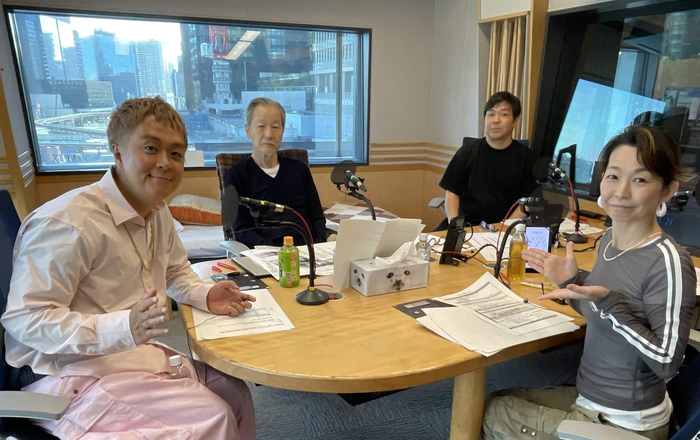 10/28(水)、大竹まことさん、なじみの喫茶店で高齢者仲間と交流！？水曜ゴールデンラジオをAIに評価させてみたら！？