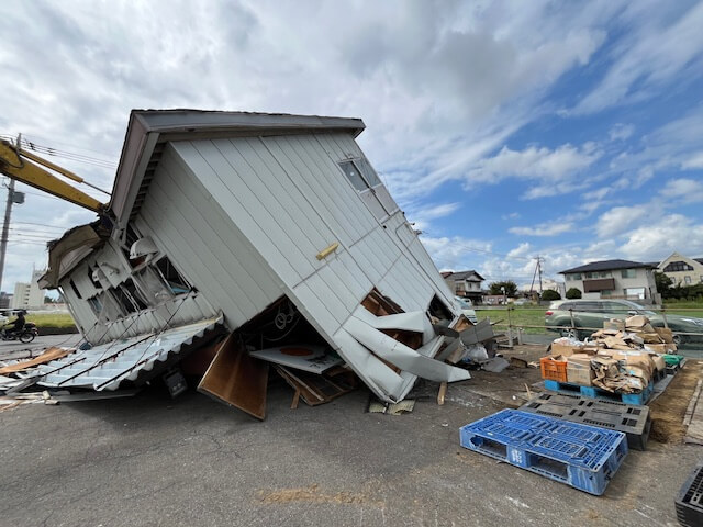 発達した積乱雲の下、つくば市の突風被害は20件以上　