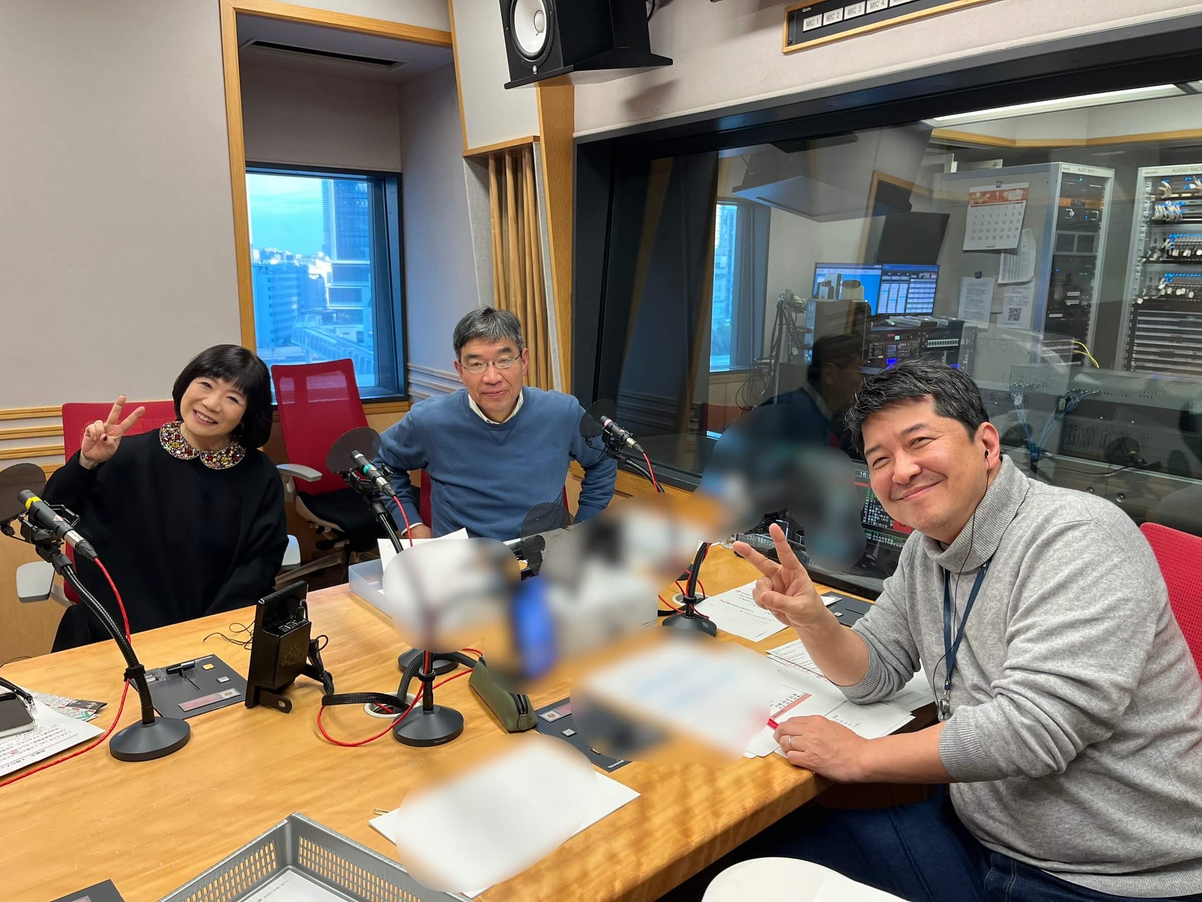 12/30（火）本日のゲストは毎日新聞論説委員の小倉孝保さん、放送作家・コラムニスト山田美保子さんでした！