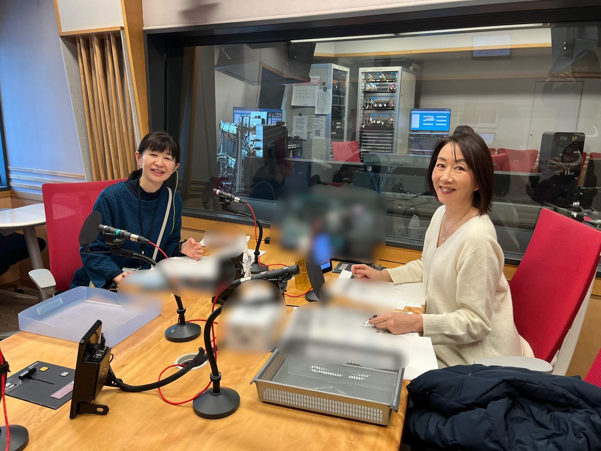 2/9（月）本日のゲストはジャーナリスト・角谷浩一さん、　日経クロストレンド副編集長・平野亜矢さんでした！