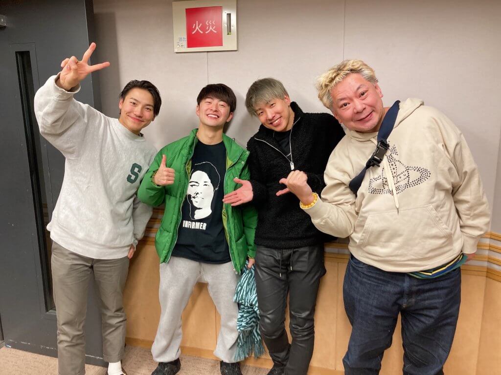GENERATIONS - 佐野玲於 クッション 居酒屋えぐざいる 佐野玲於 クッション 居酒屋えぐざいる GENERATIONS