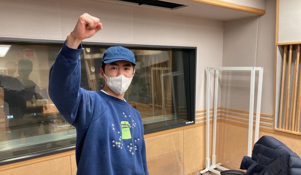 佐野玲於 ハイグラ赤 クッション 国内アーティスト