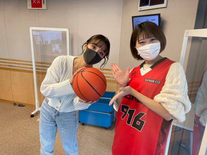 柴田阿弥がスタジオでバスケットボールのドリブルに挑戦!? 「New Stars」#25（11月28日放送分）